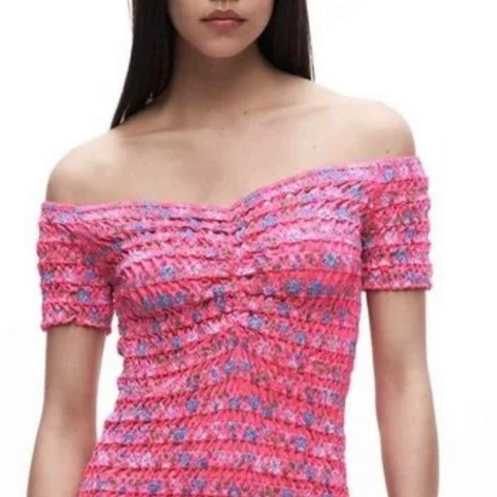 NWT  ZARA Hot  Pink Floral Smocked  Stretch Off Shoulder   Mini Dress Size L - Picture 10 of 13